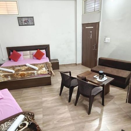 Hotel Shivanjali Palace Ujjain Eksteriør billede
