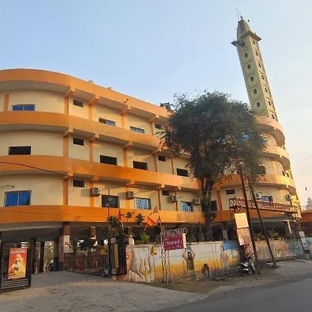 Hotel Shivanjali Palace Ujjain Eksteriør billede